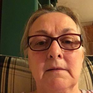 Meet your Posher, Gloria